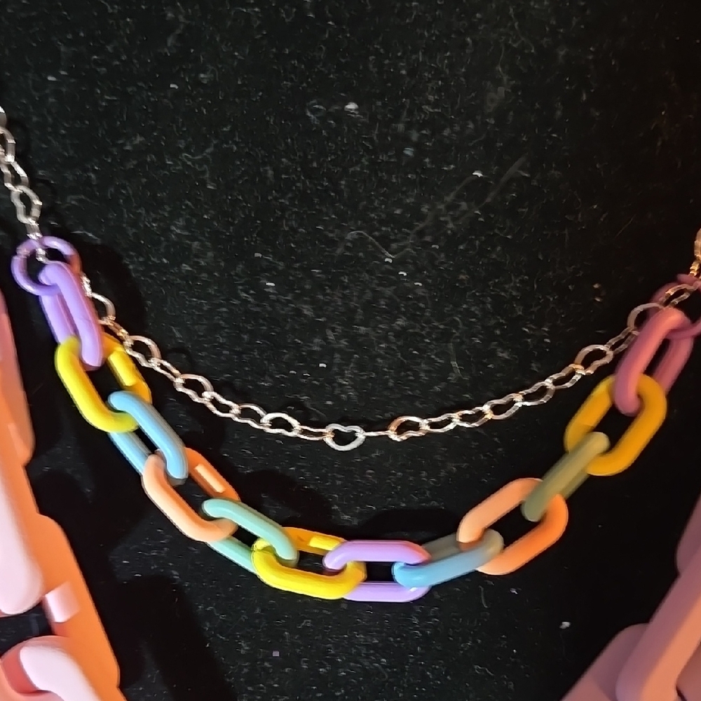 Colorful Chain Necklace - Picture 4 of 14